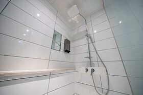 Goyang Stay Bishop Hotel