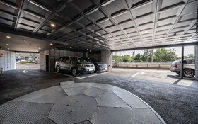 Goyang Stay Bishop Hotel