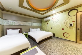 Hotel Millennium