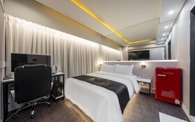 Hotel Raelle in Goyang