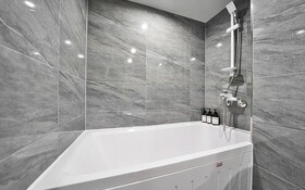 Hotel Raelle in Goyang