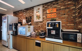 Ilsan Wainscot Hotel
