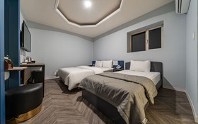 Ilsan Wainscot Hotel