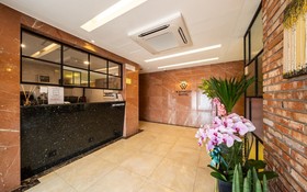Ilsan Wainscot Hotel