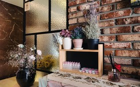 Ilsan Wainscot Hotel