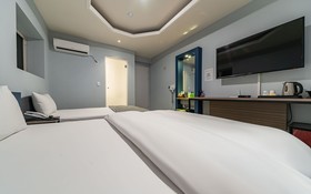 Ilsan Wainscot Hotel
