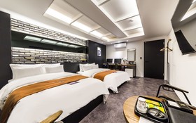 Sanbon Hotel in Cafe