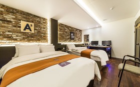 Sanbon Hotel in Cafe