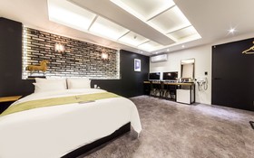 Sanbon Hotel in Cafe