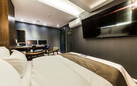 Sanbon Hotel in Cafe