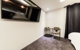 Sanbon Hotel in Cafe