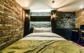 Sanbon Hotel in Cafe