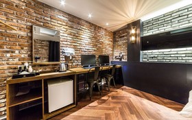 Sanbon Hotel in Cafe