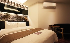 Sanbon Hotel in Cafe