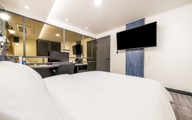 Guri Studio 9