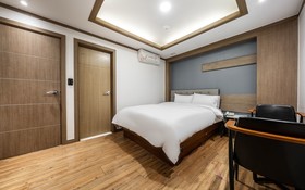 Gwangju Gonjiam M