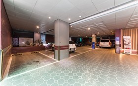 Hanam Lucy Hotel