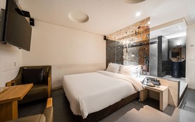 Hanam Lucy Hotel