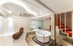 Hanam Lucy Hotel