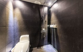 Hanam Lucy Hotel