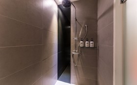 Hanam Lucy Hotel