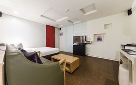 Hanam Lucy Hotel