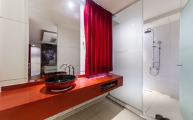 Hanam Lucy Hotel