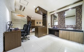 Chelsea The Premium Hotel
