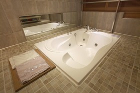Chelsea The Premium Hotel