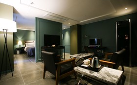 Dongtan J Boutique Hotel
