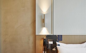 Dongtan Station Obut Hotel