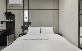 Dongtan Station Obut Hotel