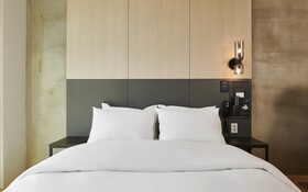 Dongtan Station Obut Hotel
