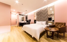Hwaseong Habibi Drive-in Motel