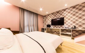 Hwaseong Habibi Drive-in Motel