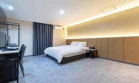 Hwaseong Stay13 Hotel