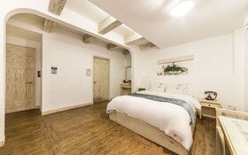Hwaseong Wolmun Lavender Onchen Hotel