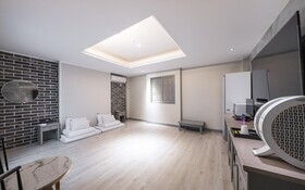 Hwaseong Wolmun Lavender Onchen Hotel