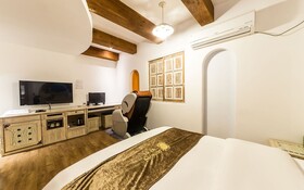 Hwaseong Wolmun Lavender Onchen Hotel