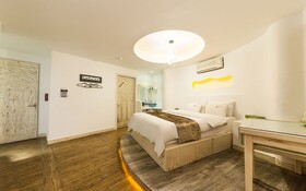 Hwaseong Wolmun Lavender Onchen Hotel
