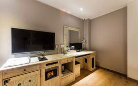 Hwaseong Wolmun Lavender Onchen Hotel