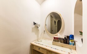 Hwaseong Wolmun Lavender Onchen Hotel