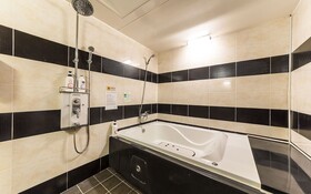 Hwaseong Wolmun Lavender Onchen Hotel