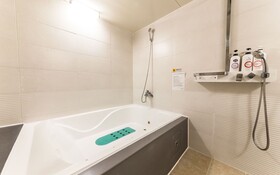 Hwaseong Wolmun Lavender Onchen Hotel