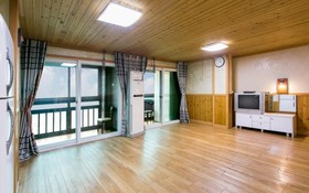 Hwaseong Yeoulteo Pension