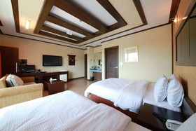 Jes Hot Springs Hotel