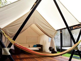 JS The Classic Hotel