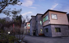 Namyangju Four Seaons Pool Villa