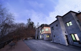 Namyangju Four Seaons Pool Villa