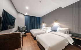 Namyangju Ninestone Hotel